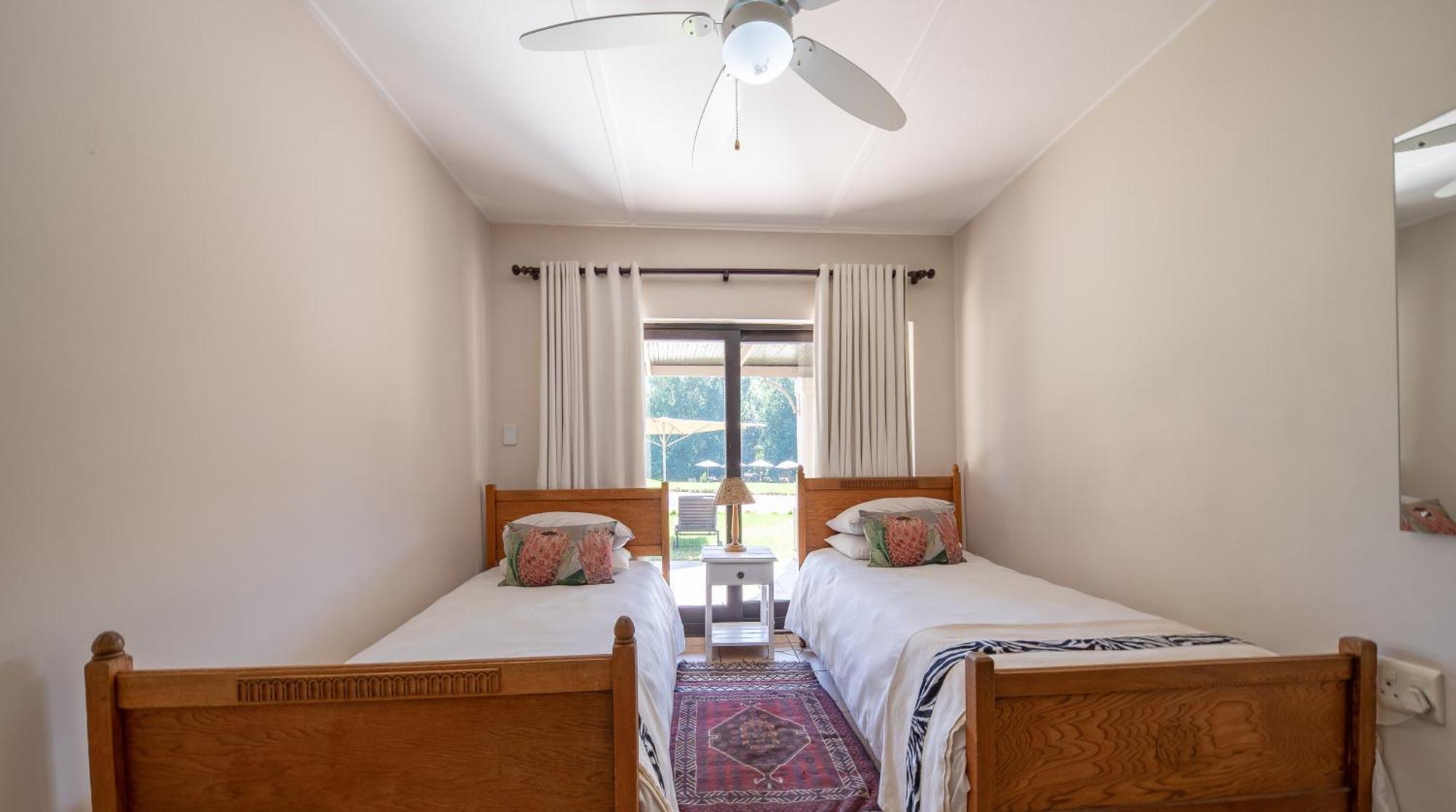 Wildehondekloof Game Lodge Matjiesrivier  Стая снимка